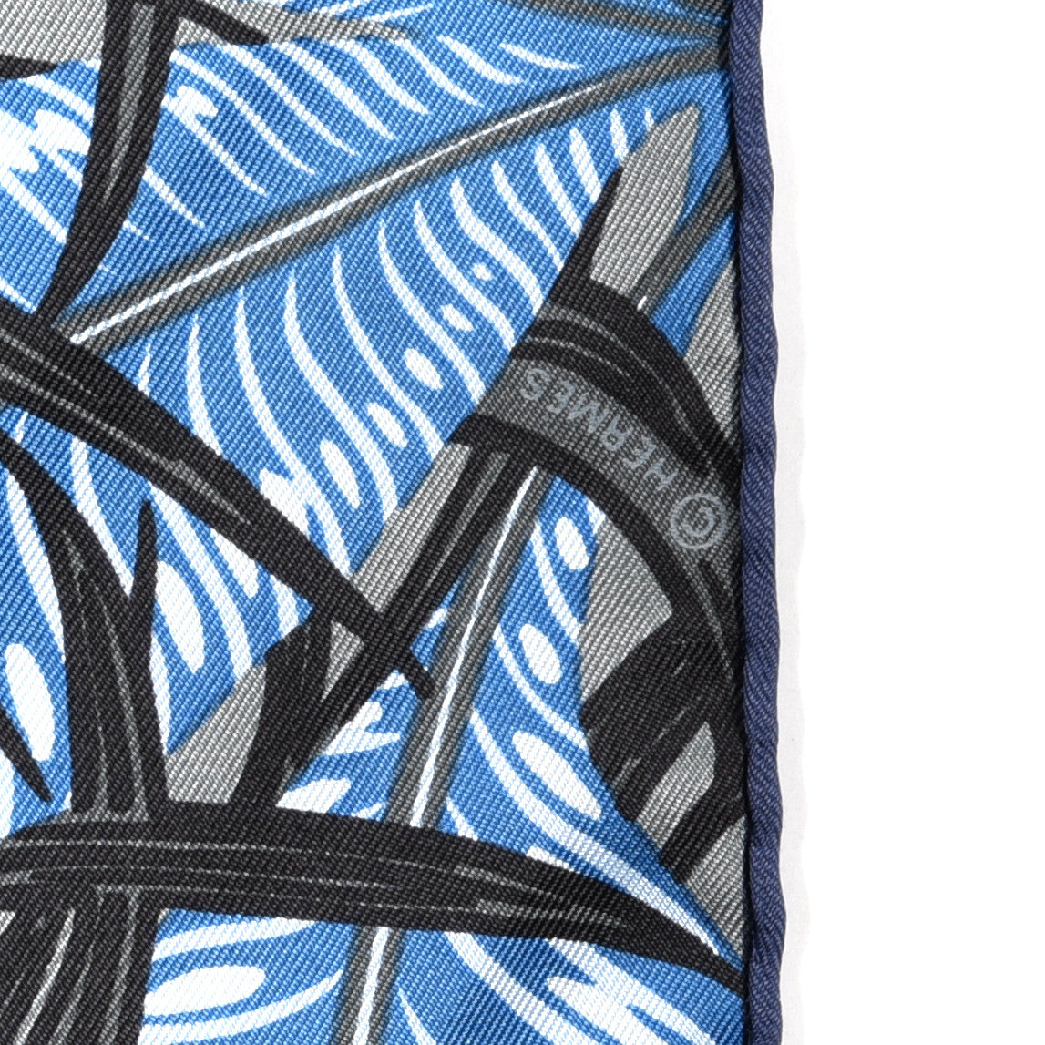 Silk Jaguar Quetzal Scarf 90 Bleu Jean Camel Marine
