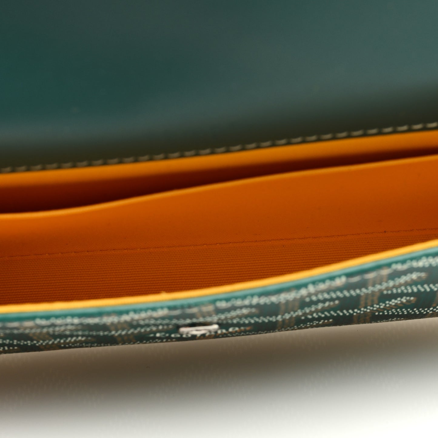 Goyardine Monte Carlo Bois Clutch Green