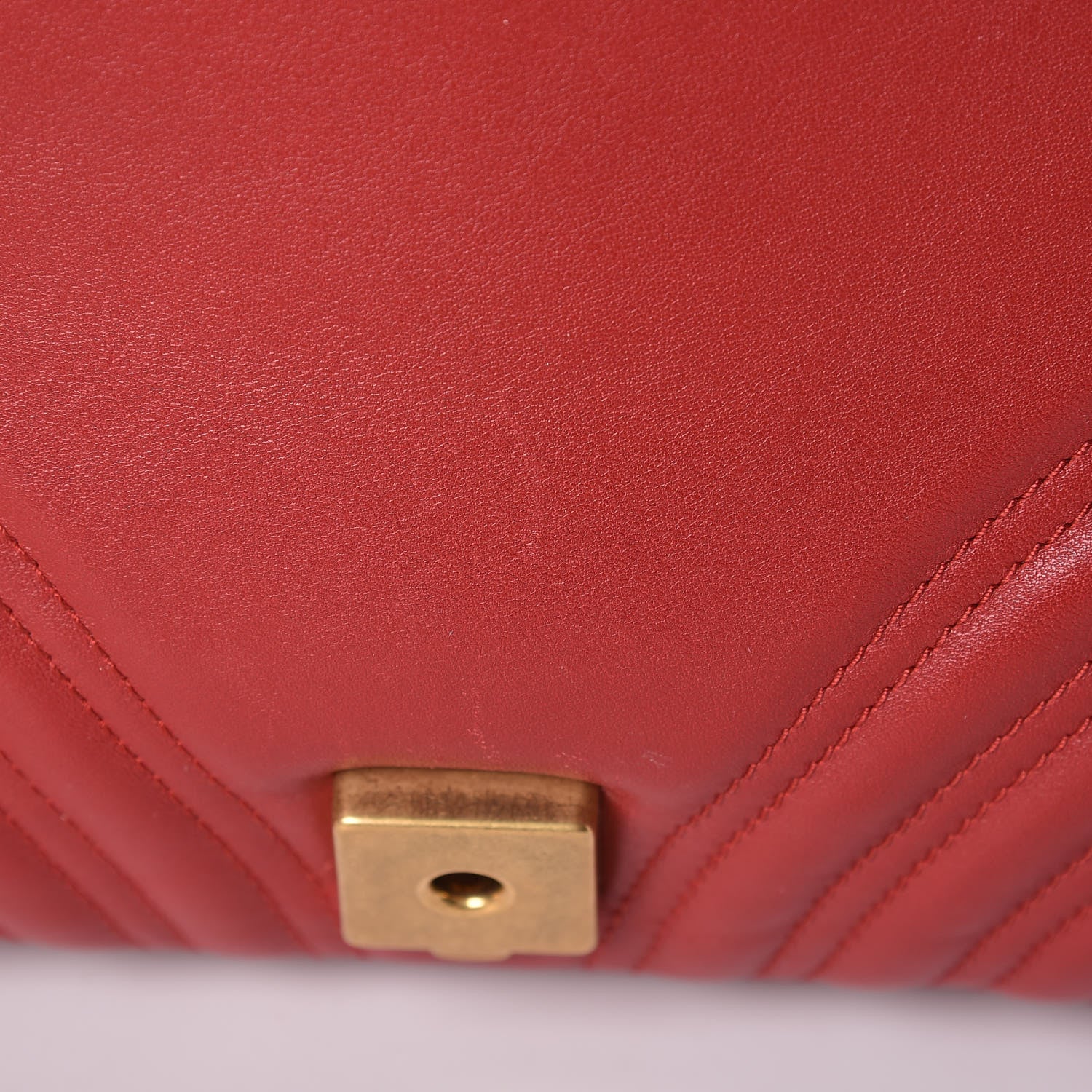 Gucci Calfskin Matelasse Medium GG Marmont Shoulder Bag Hibiscus Red 8 of 14