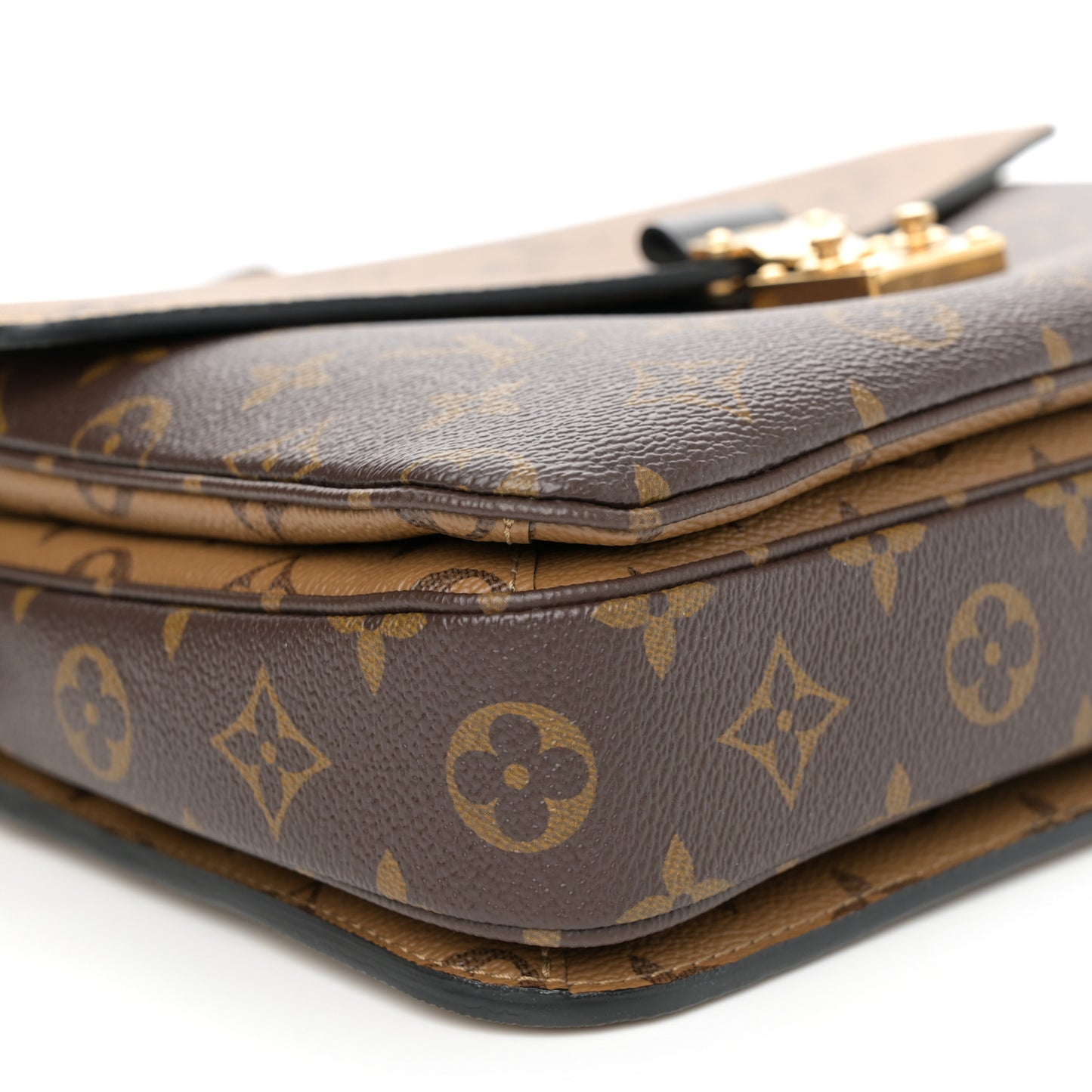 Reverse Monogram Pochette Metis