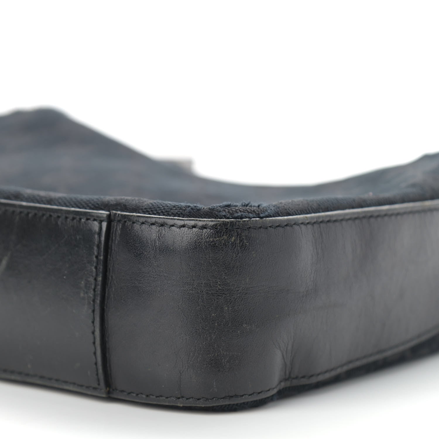 Gucci Monogram GG Clasp Hobo Black 9 of 21