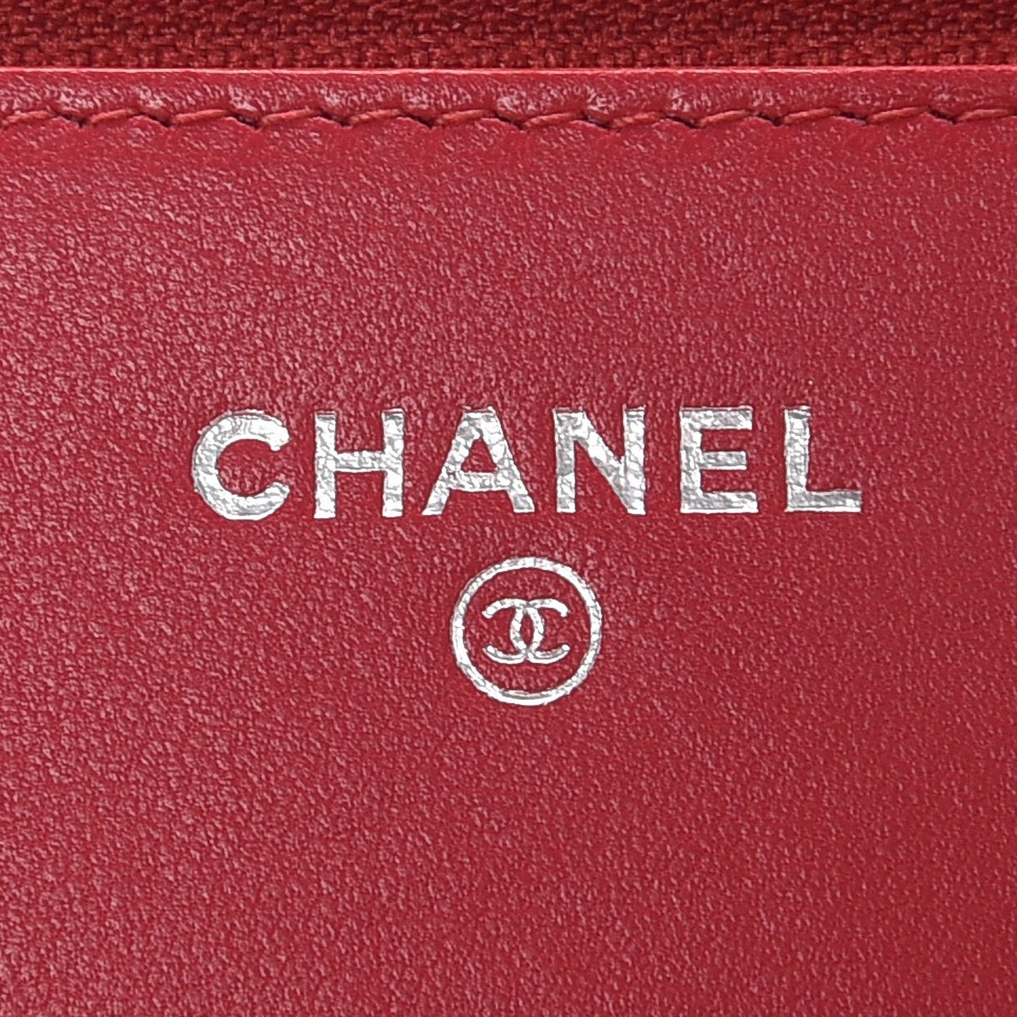 Lambskin Quilted Wallet On Chain WOC Red