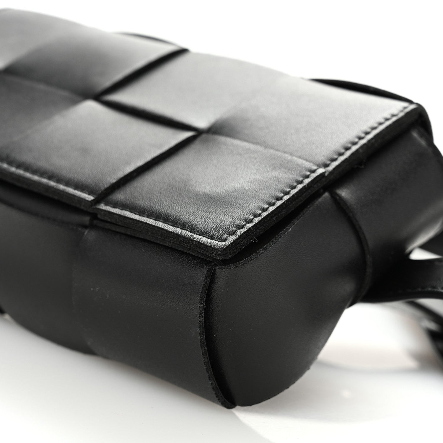 Bottega Veneta Nappa Maxi Intreccio The Belt Cassette Bag Black 9 of 9