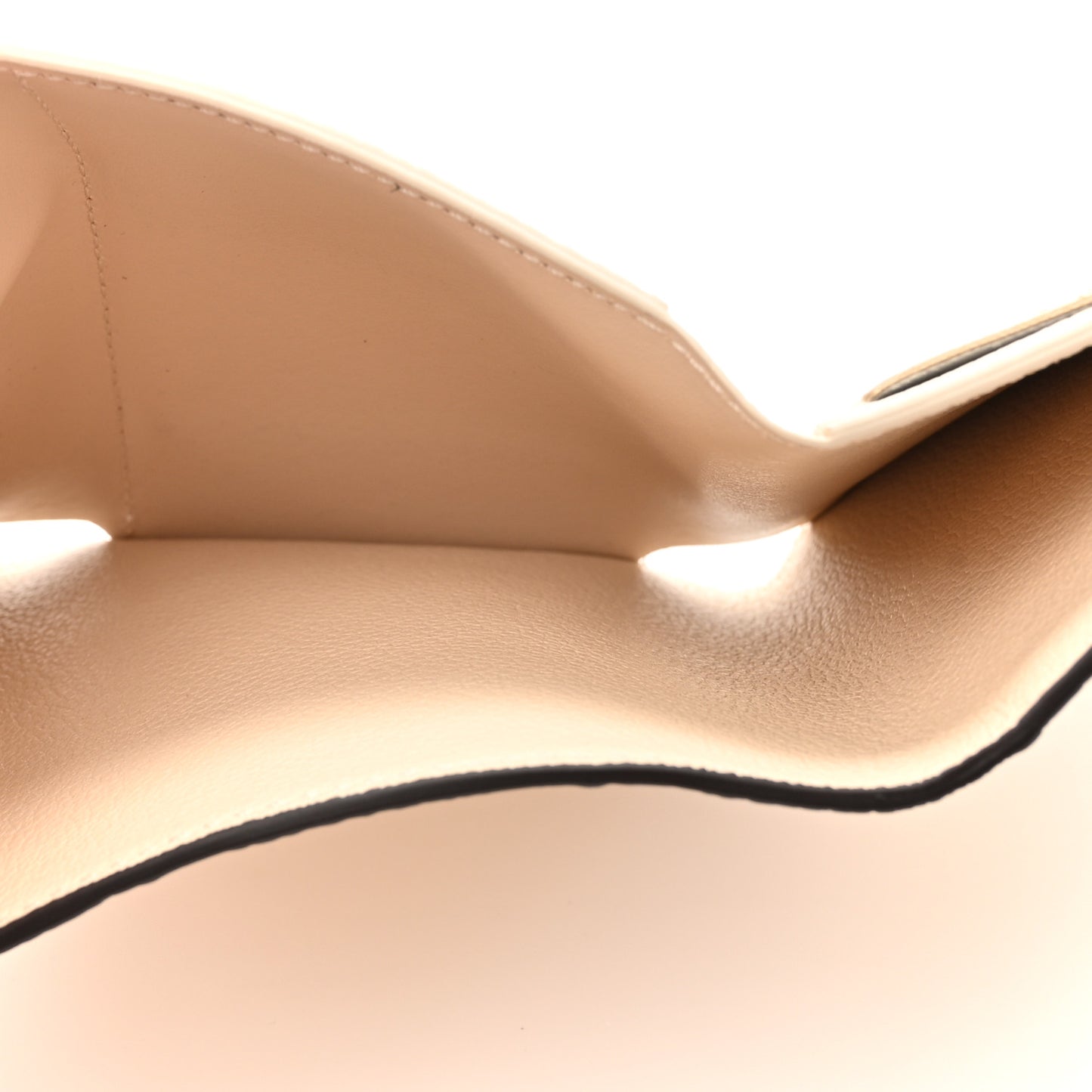 Empreinte Victorine Wallet Cream
