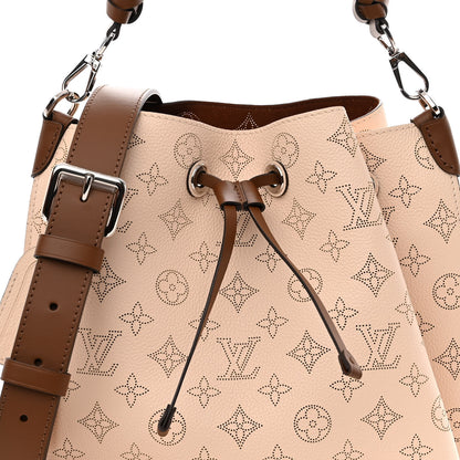 Louis Vuitton Mahina Muria Creme 8 of 10