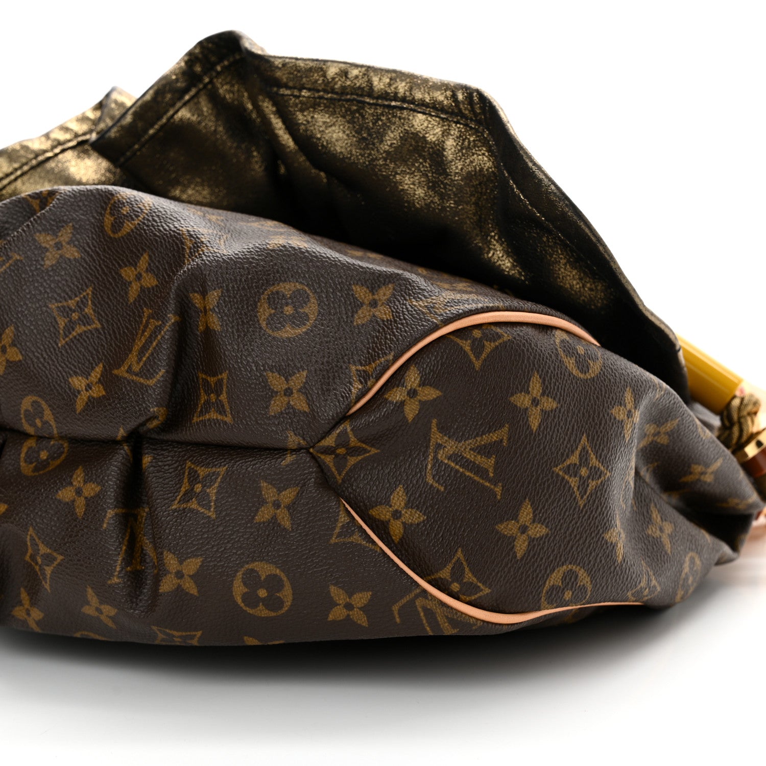 Louis Vuitton Monogram Kalahari GM 9 of 9