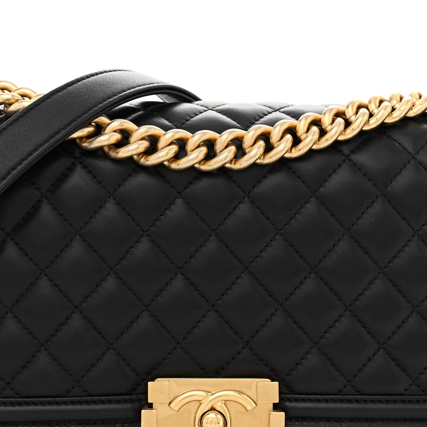 Lambskin Quilted Medium Boy Flap Black