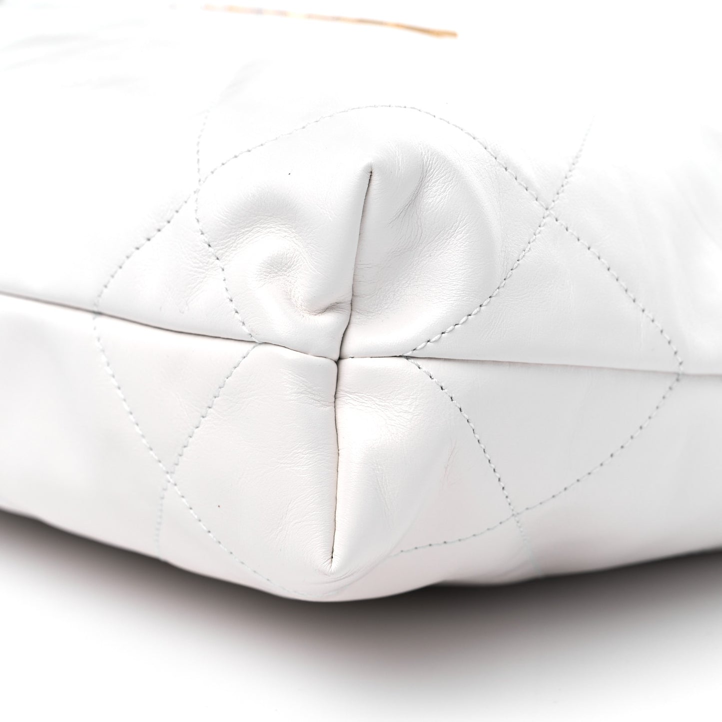 Shiny Calfskin Quilted Small Chanel 22 White