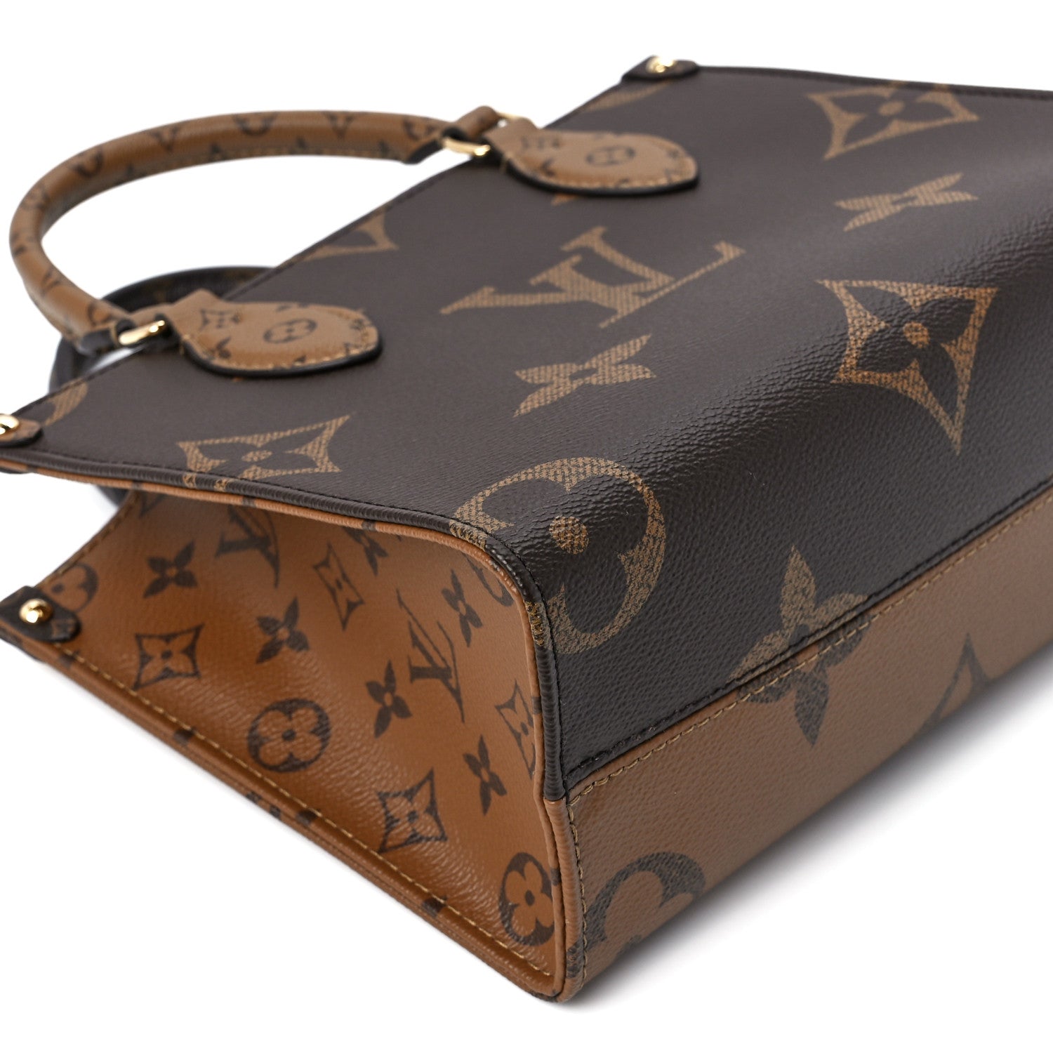 Louis Vuitton Reverse Monogram Giant Onthego PM 9 of 12