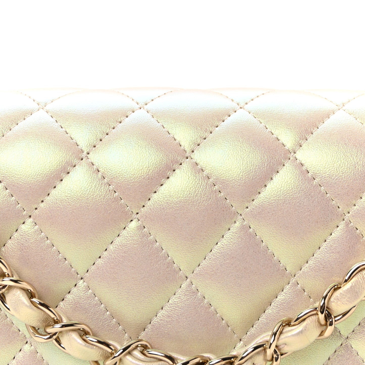 Iridescent Lambskin Quilted Medium Double Flap Ivory