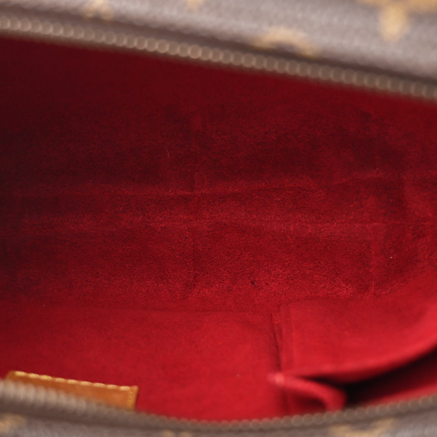 Louis Vuitton Monogram Croissant MM 5 of 10