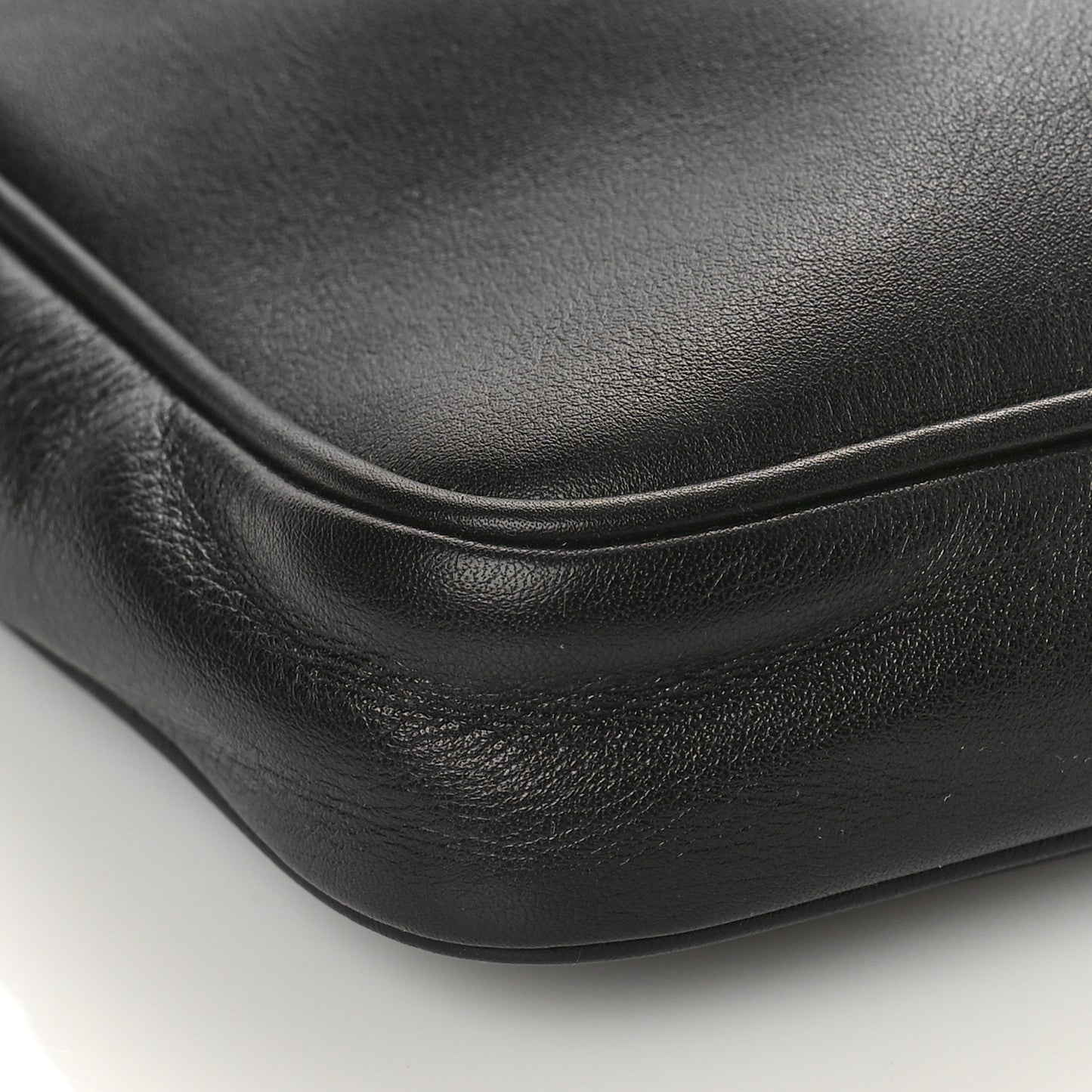 Vitello Palazzo Medusa Wristlet Clutch Bag Black