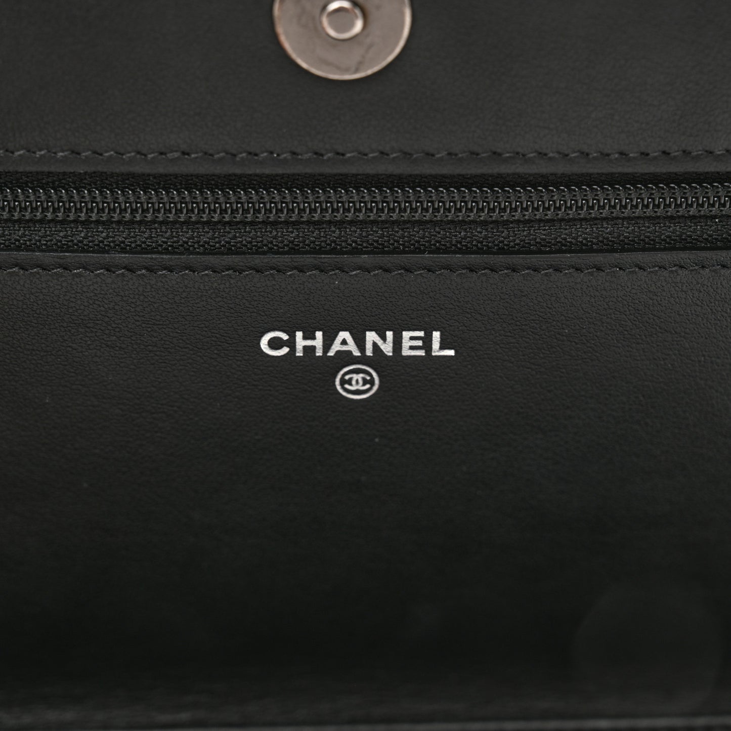 Caviar Quilted Boy Wallet On Chain WOC Black