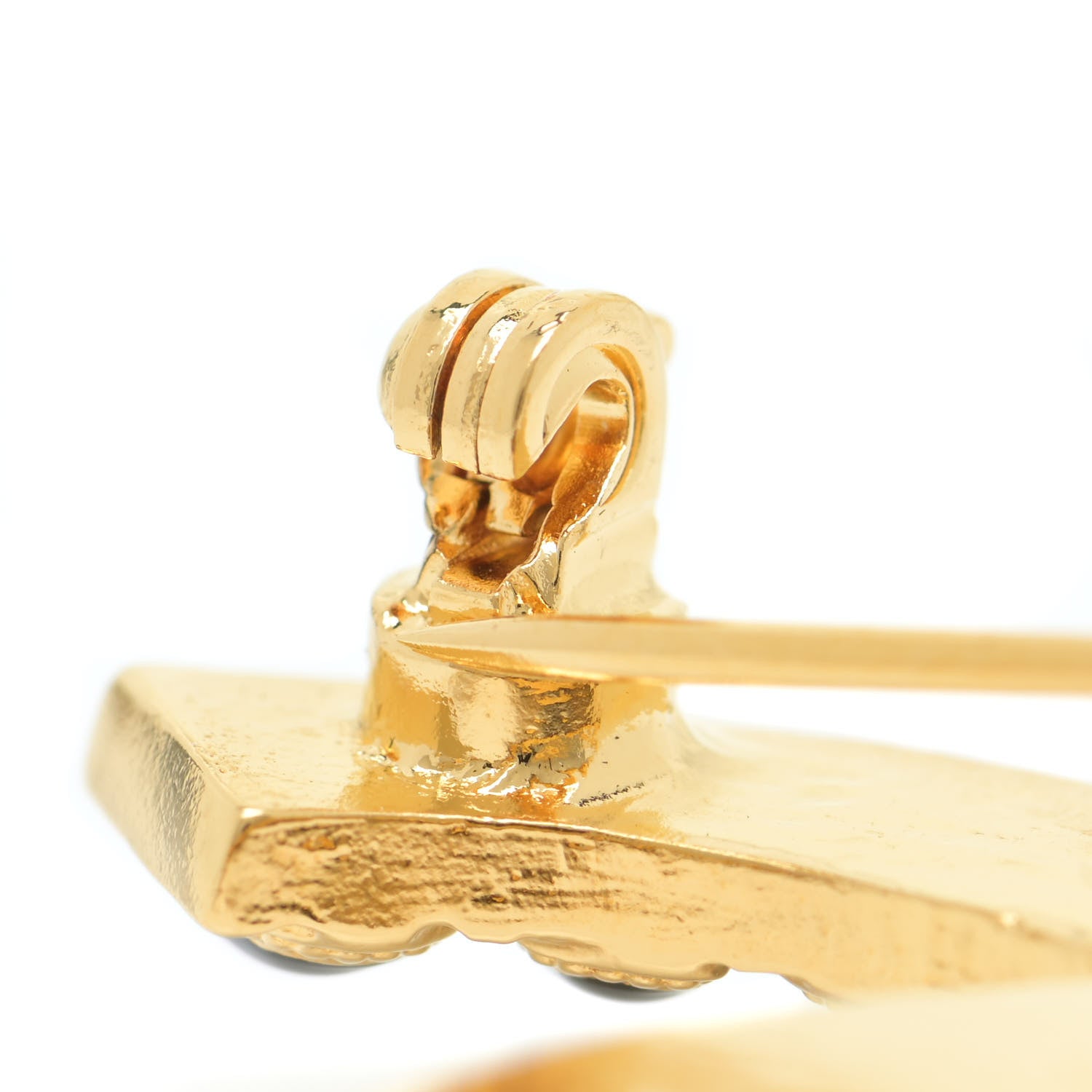 Chanel Gripoix Poured Glass Along The Nile CC Brooch Black Gold 5 of 5