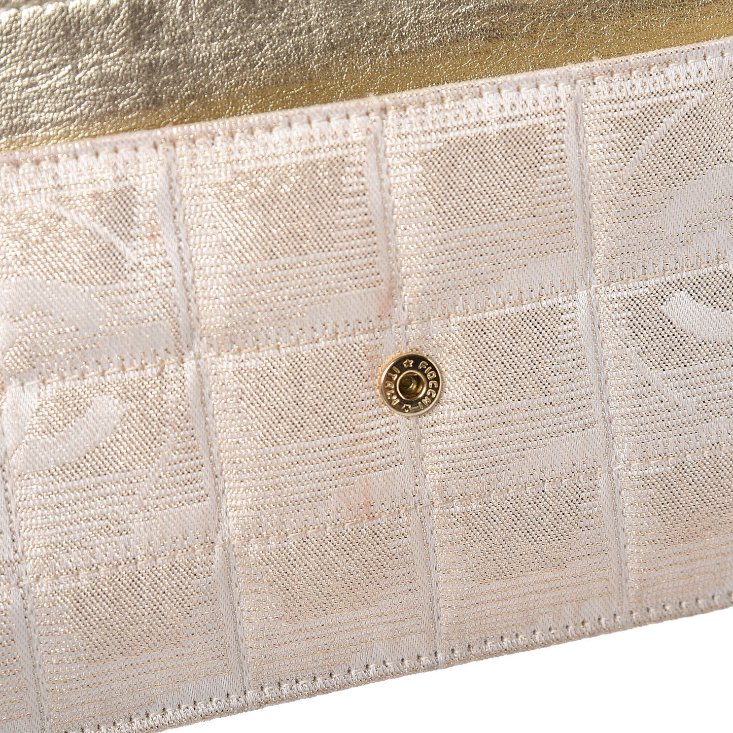 Nylon Travel Wallet On Chain WOC Metallic Gold