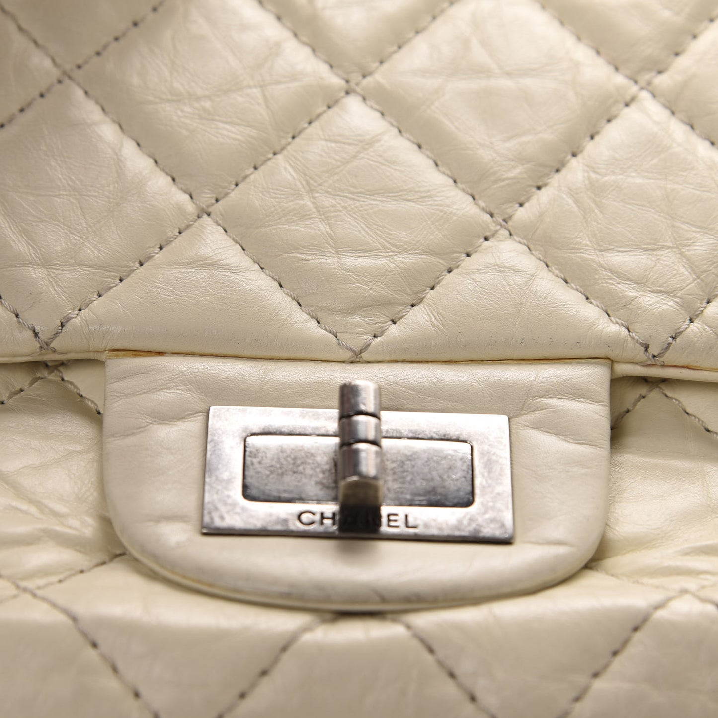 Aged Calfskin 2.55 Reissue 227 Flap Ivory