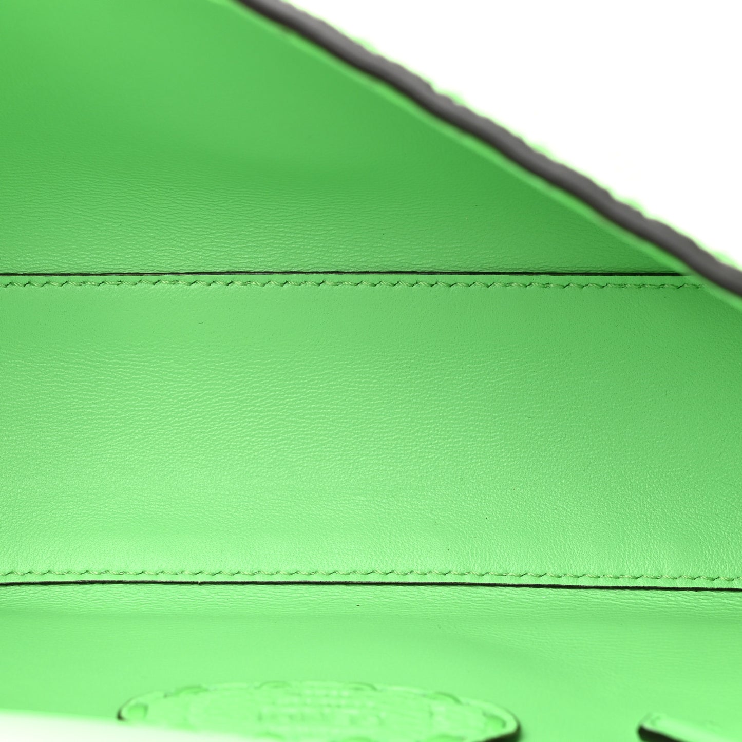 Cuoio Roma Sellerissima Nappa Sintetica Tape Stitch Baguette Edamame