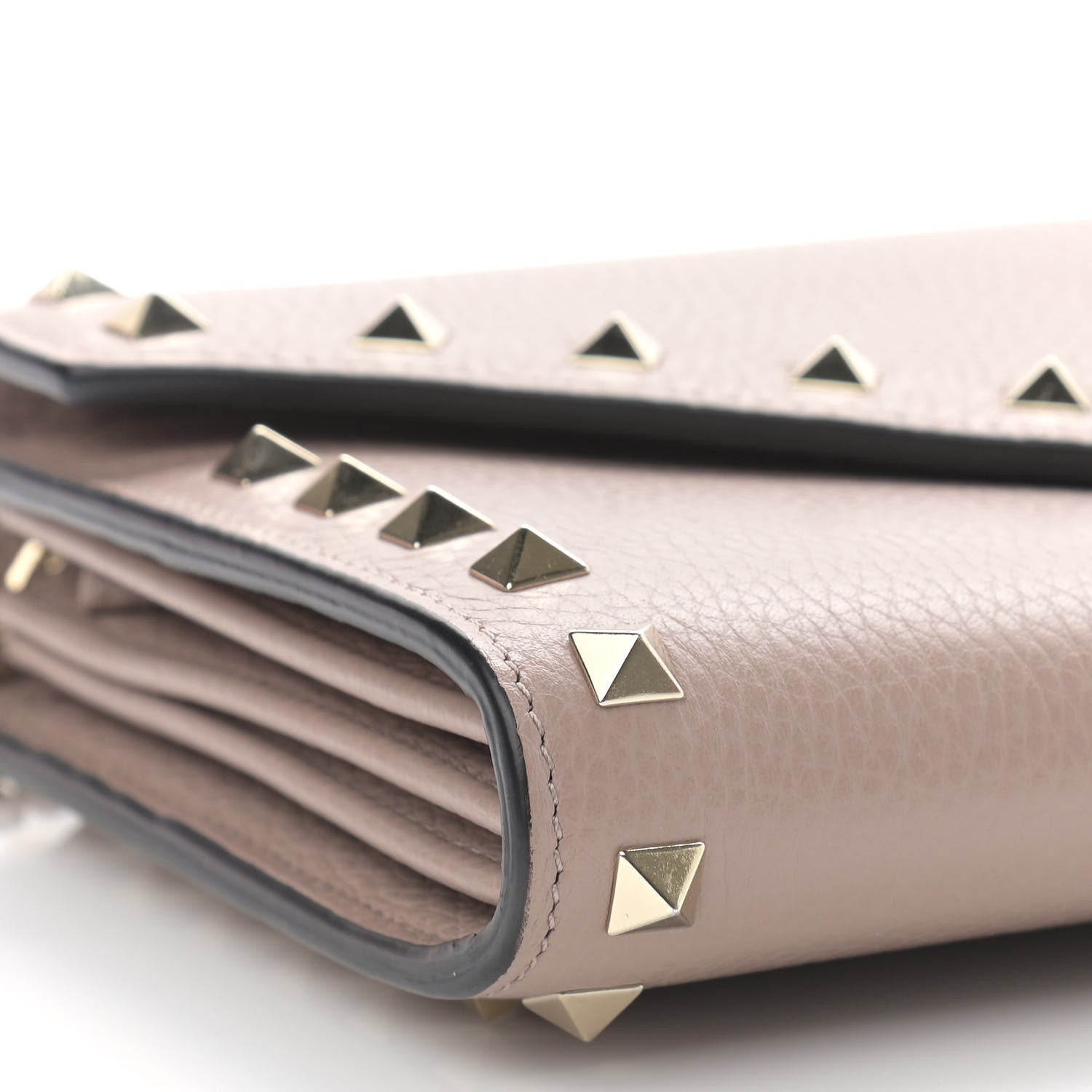 Valentino Garavani Pebbled Calfskin Rockstud Envelope Wallet on Chain Poudre 8 of 10