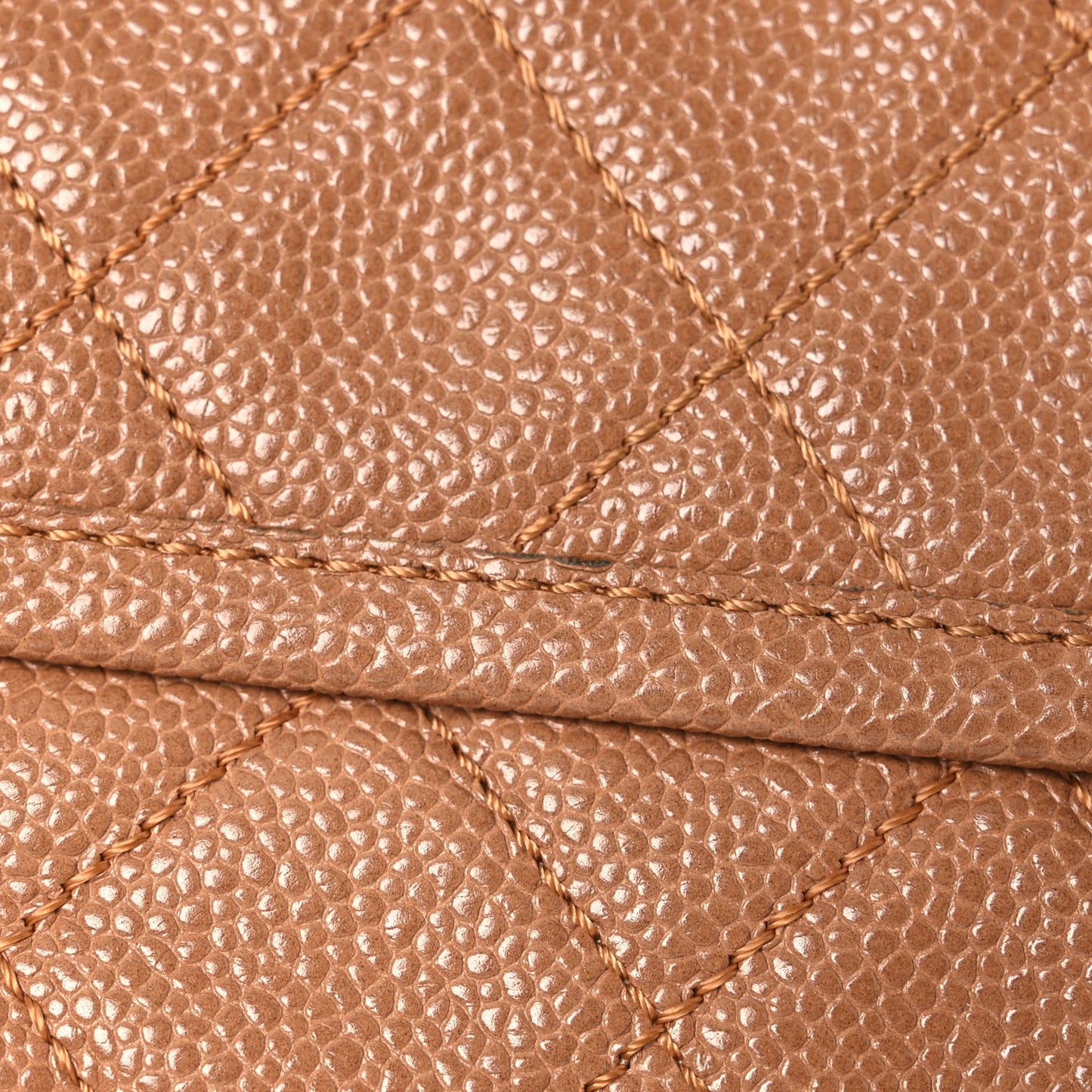 Caviar Small Natural Beauty Flap Brown