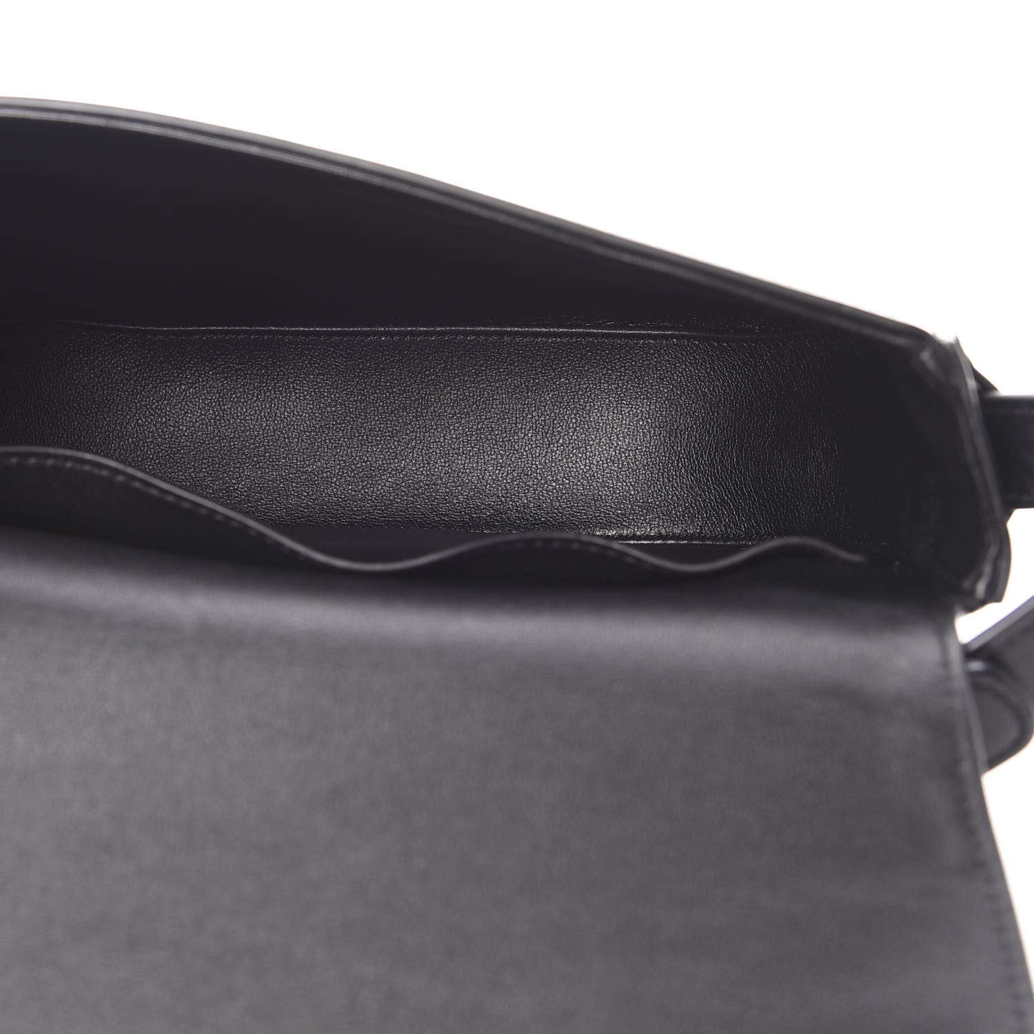 Celine Shiny Calfskin Medium Maillon Triomphe Black 5 of 14