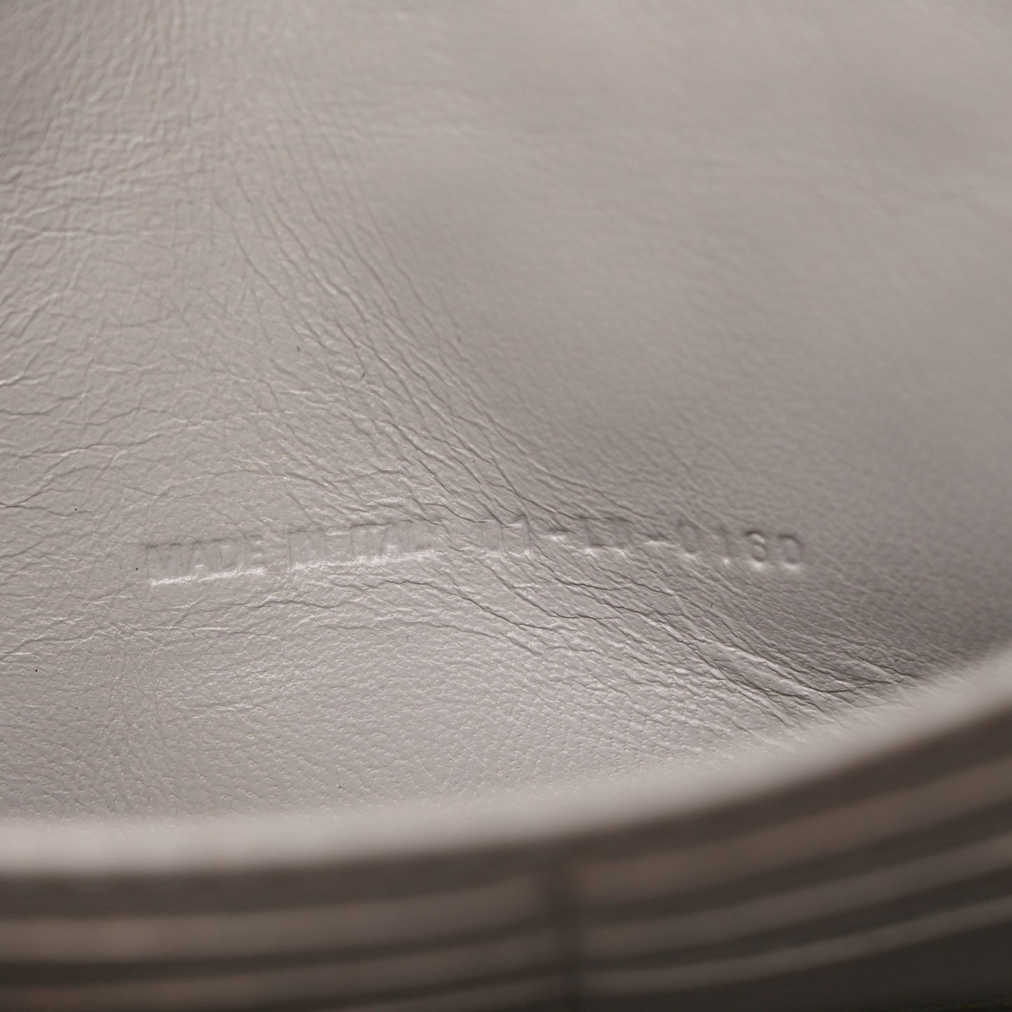 Patent Cannage New Lock Pouch Beige