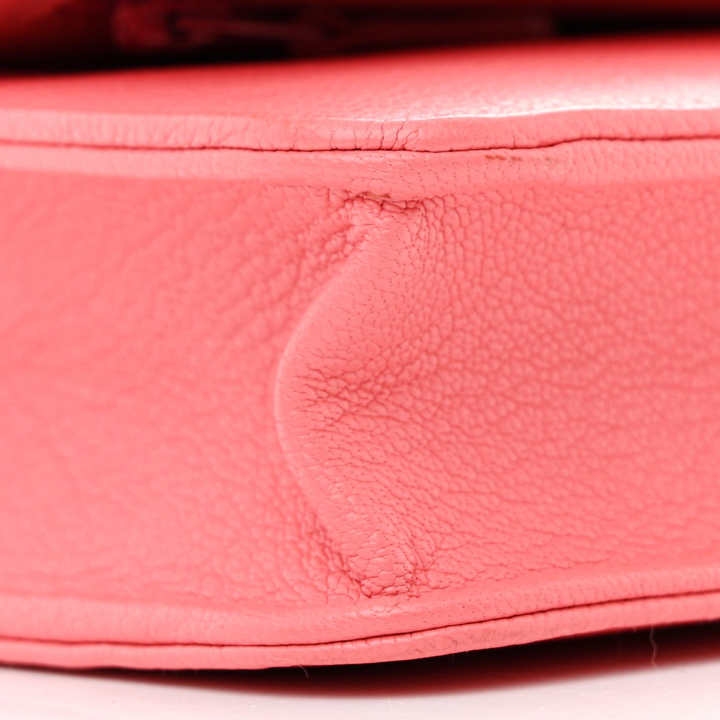 Grained Calfskin Clover CC Wallet On Chain WOC Pink