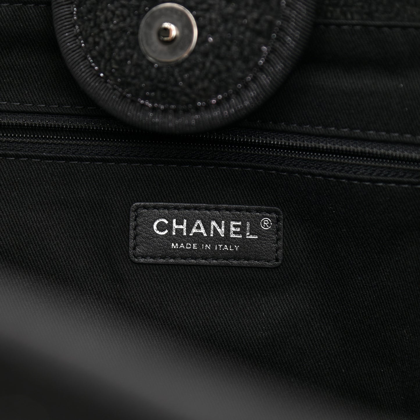 Lurex Boucle Medium Deauville Tote Black