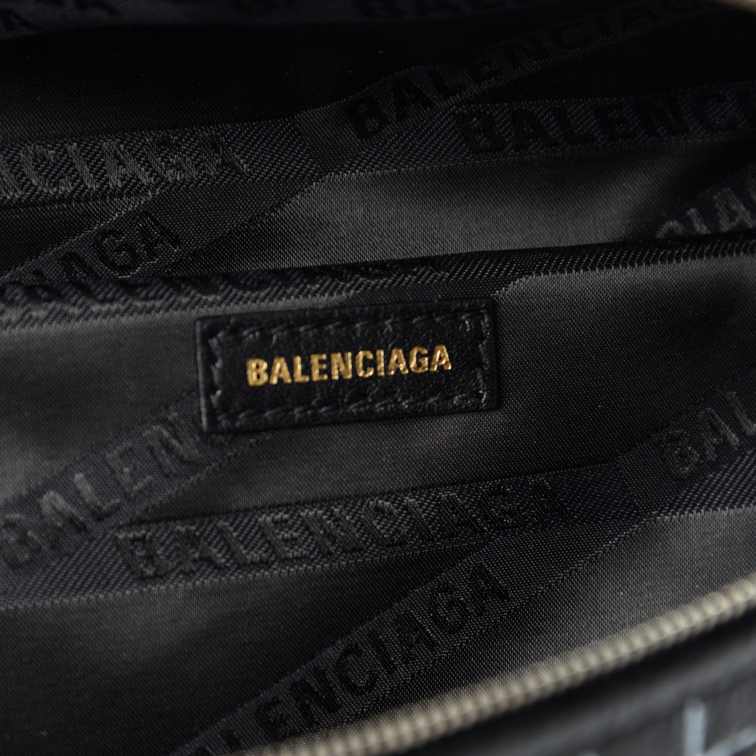 Balenciaga Agneau Arena Graffiti All Over XXS Souvenir Belt Bag Black White 6 of 9
