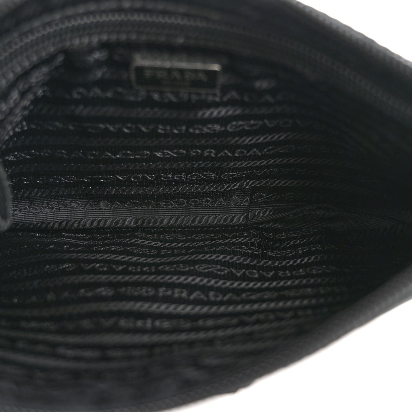 Re-Nylon Vela Pouch Black
