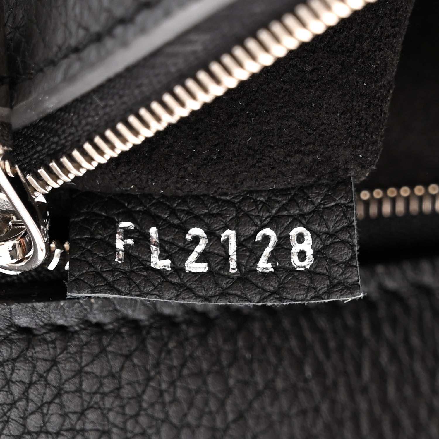 Louis Vuitton Soft Calfskin My Lockme Top Handle Vanille Black 7 of 11