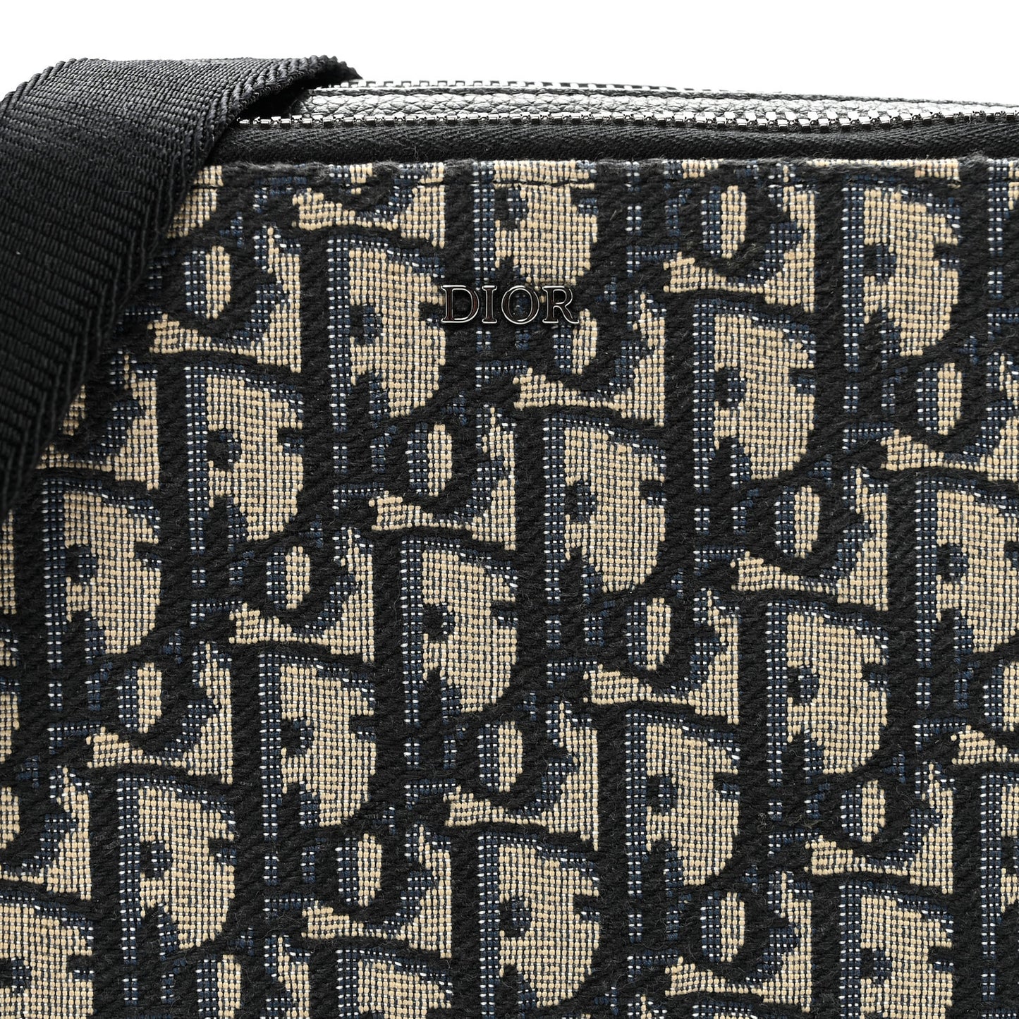 Oblique Messenger Pouch Black