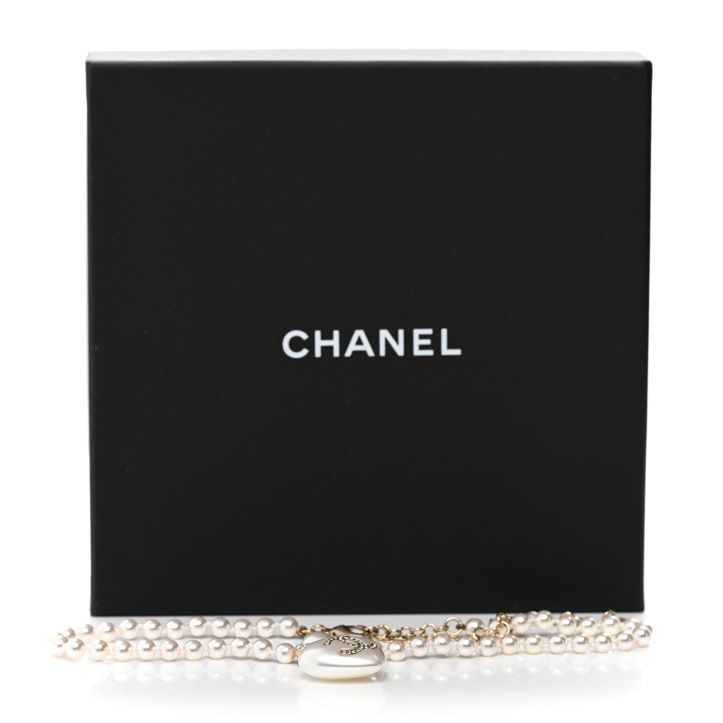 Pearl Crystal CC Heart Short Necklace Pearly White Gold