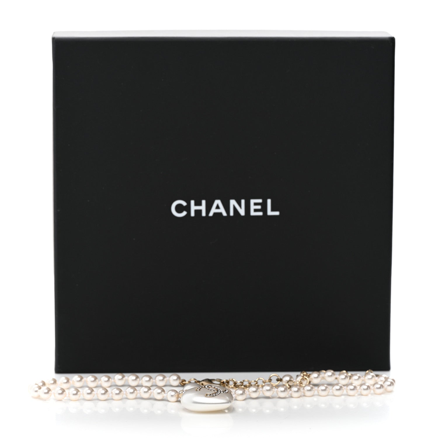 Chanel Pearl Crystal CC Heart Short Necklace Pearly White Gold 6 of 6