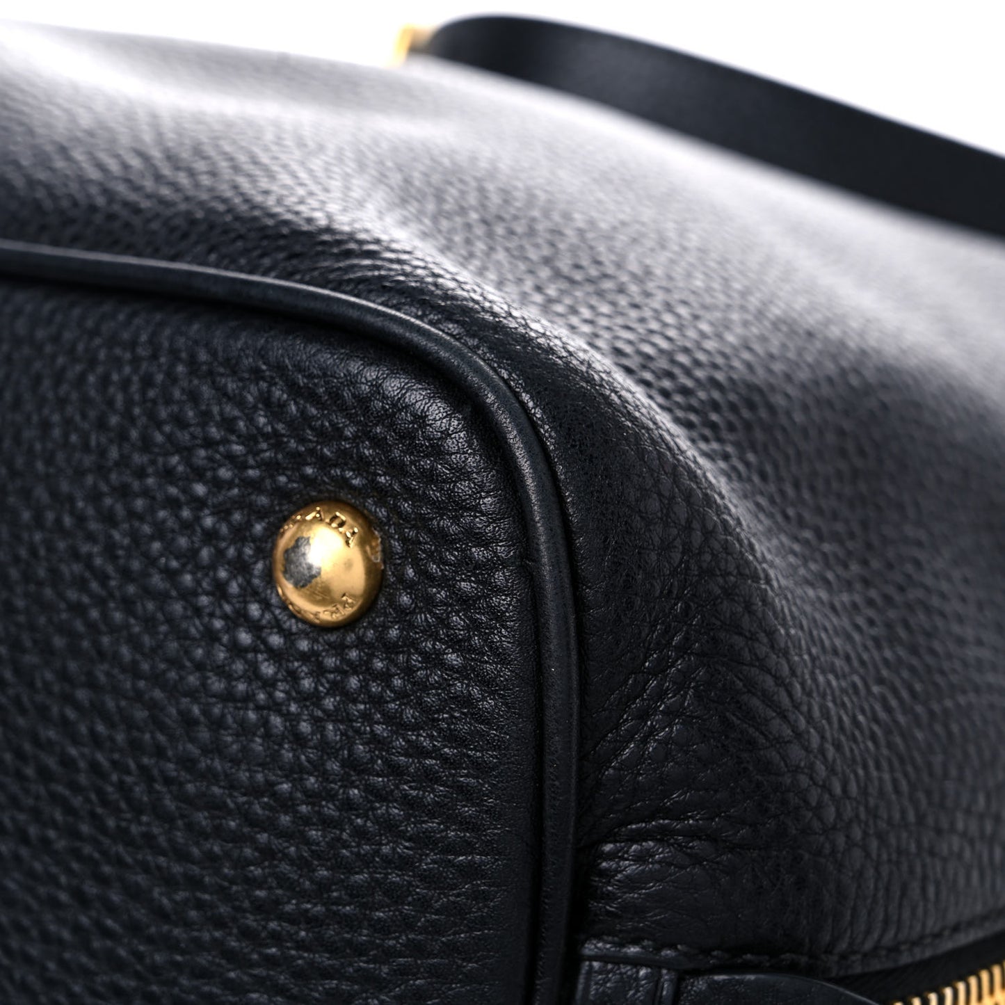 Vitello Daino Tote Black