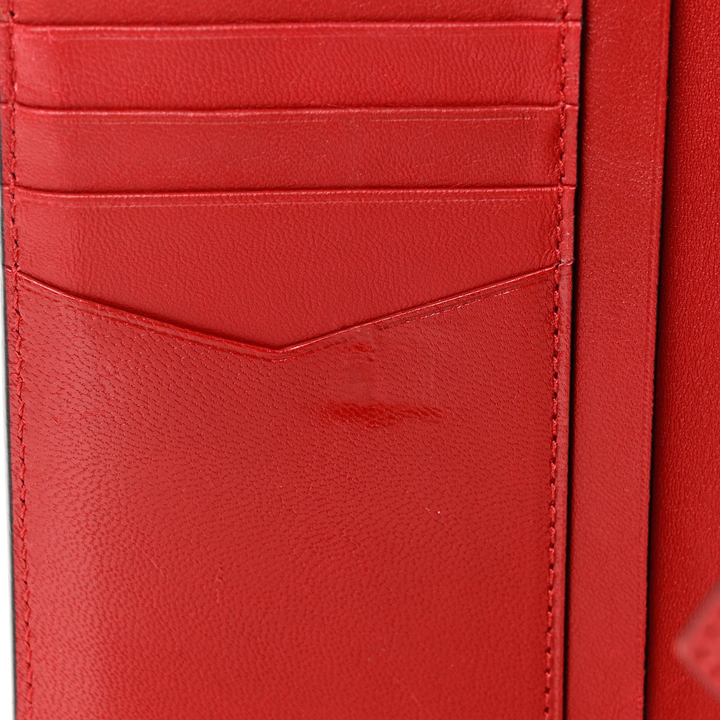 Goatskin Diamond Quilted GV3 Medium Wallet Vermillion