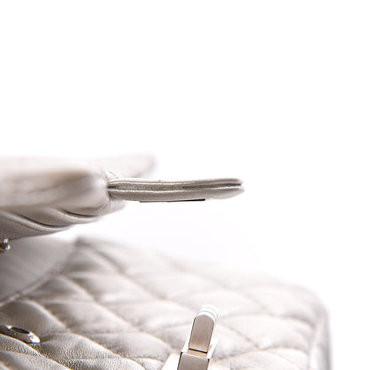 Chanel Metallic Lambskin 2.55 Reissue 225 Flap Pale Gold 19 of 32