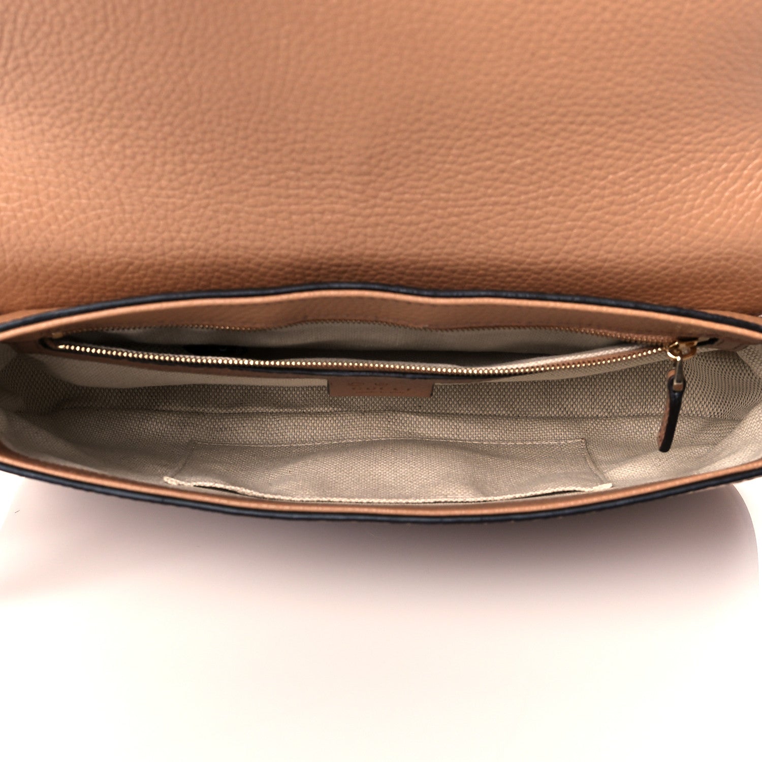Gucci Pebbled Calfskin Medium Soho Flap Crossbody Camelia 5 of 11