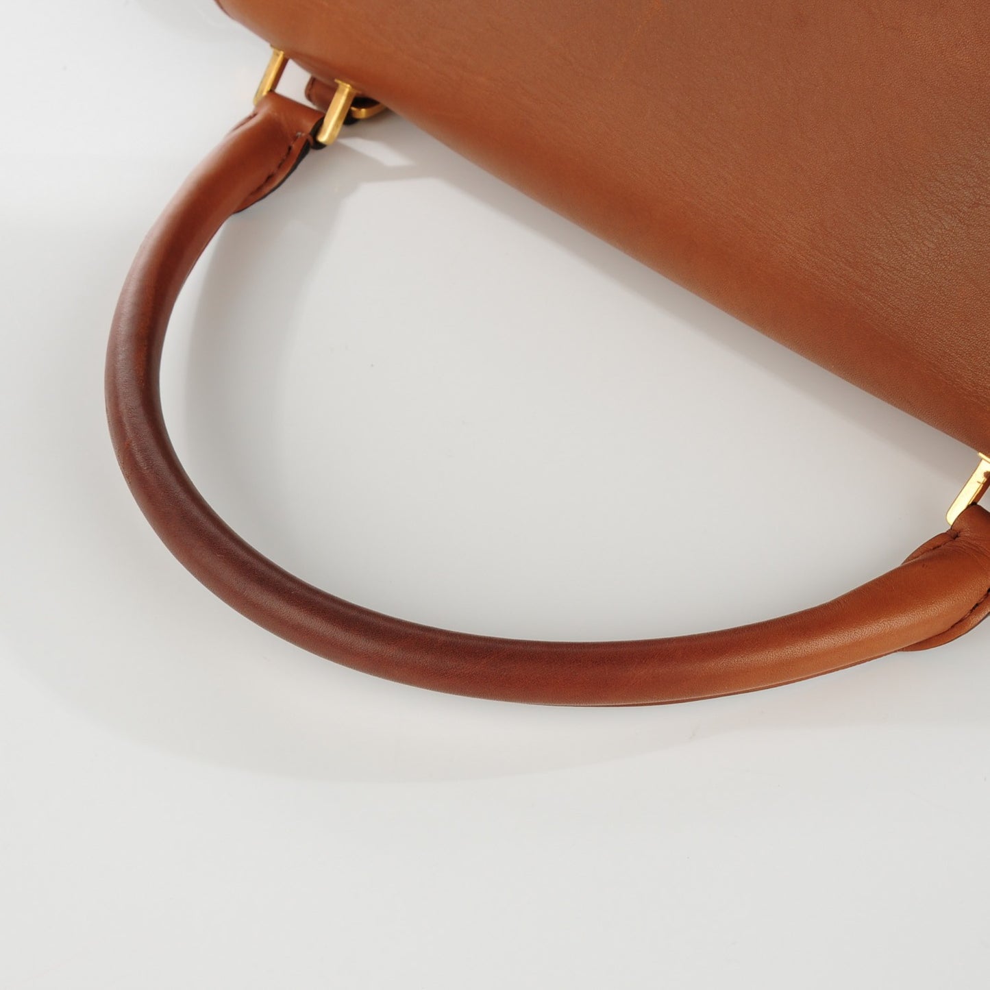 Natural Calfskin Suede Medium Trapeze Tan