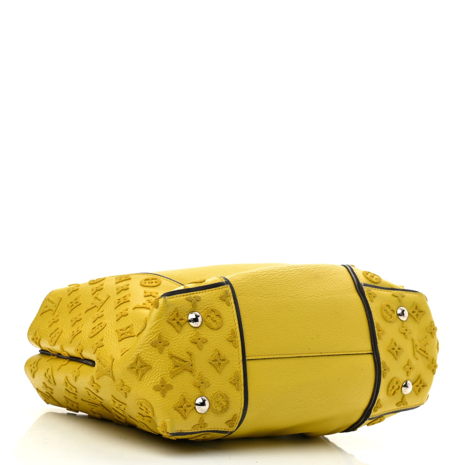 Louis Vuitton Veau Cachemire Tote W PM Pistache 4 of 14