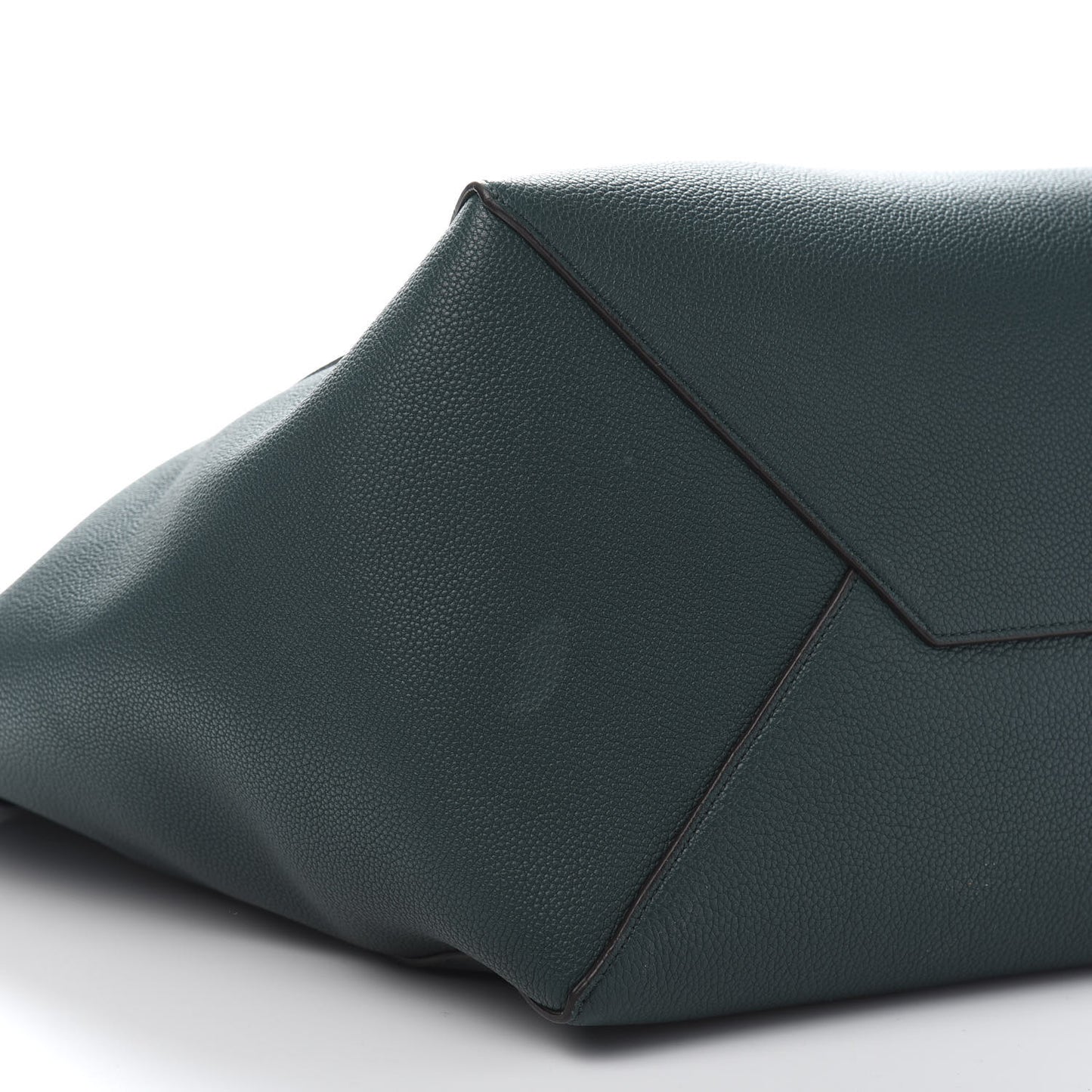 Soft Grained Calfskin Medium Belt Cabas Phantom Amazone