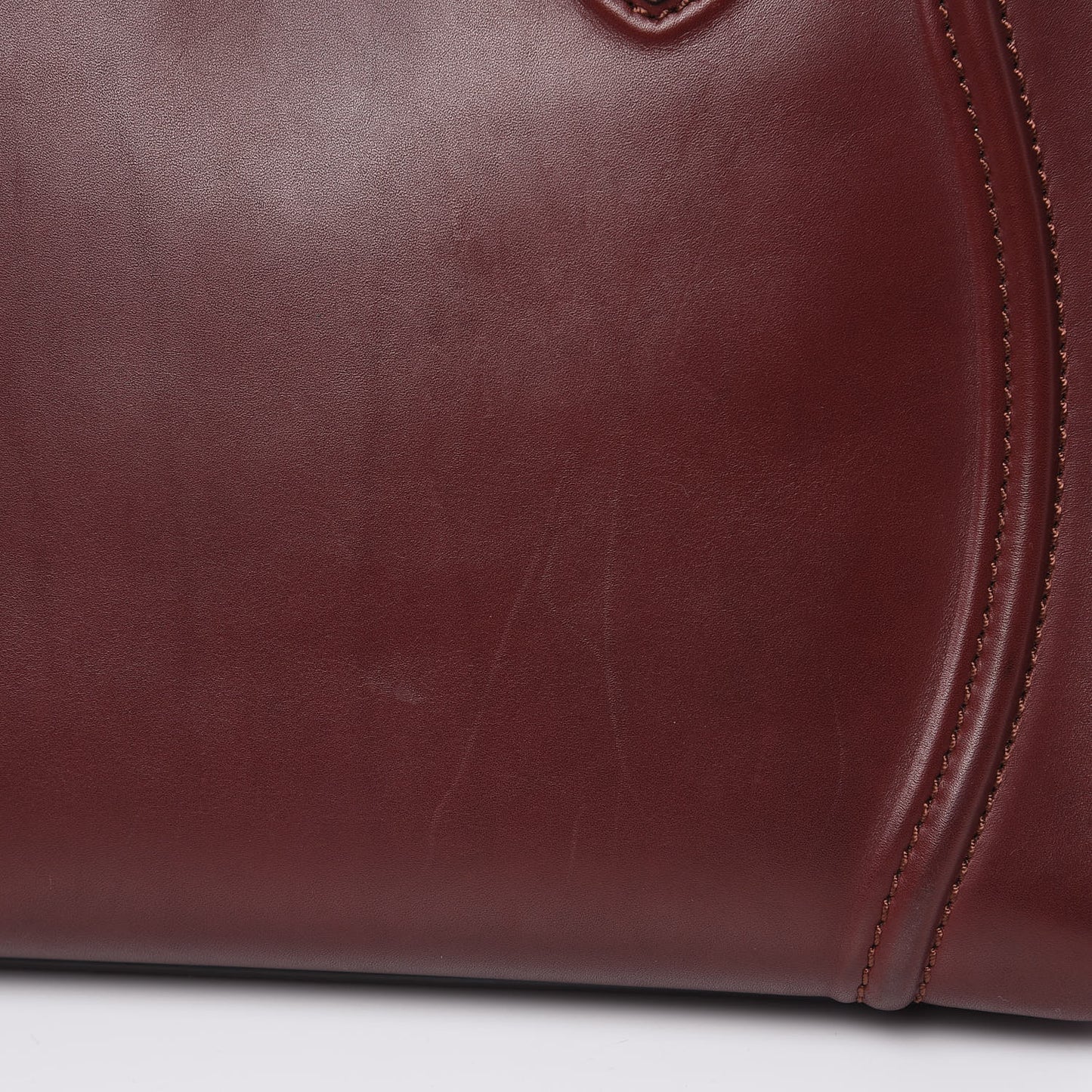Natural Calfskin Medium Phantom Luggage Burgundy