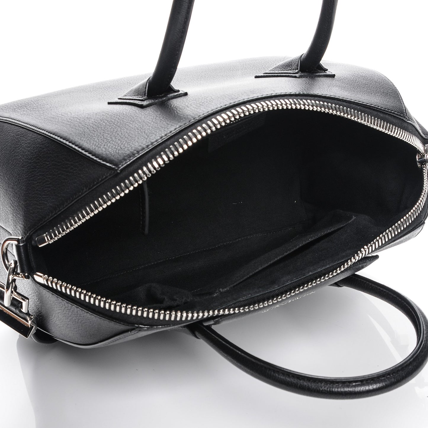 Sugar Goatskin Medium Antigona Black