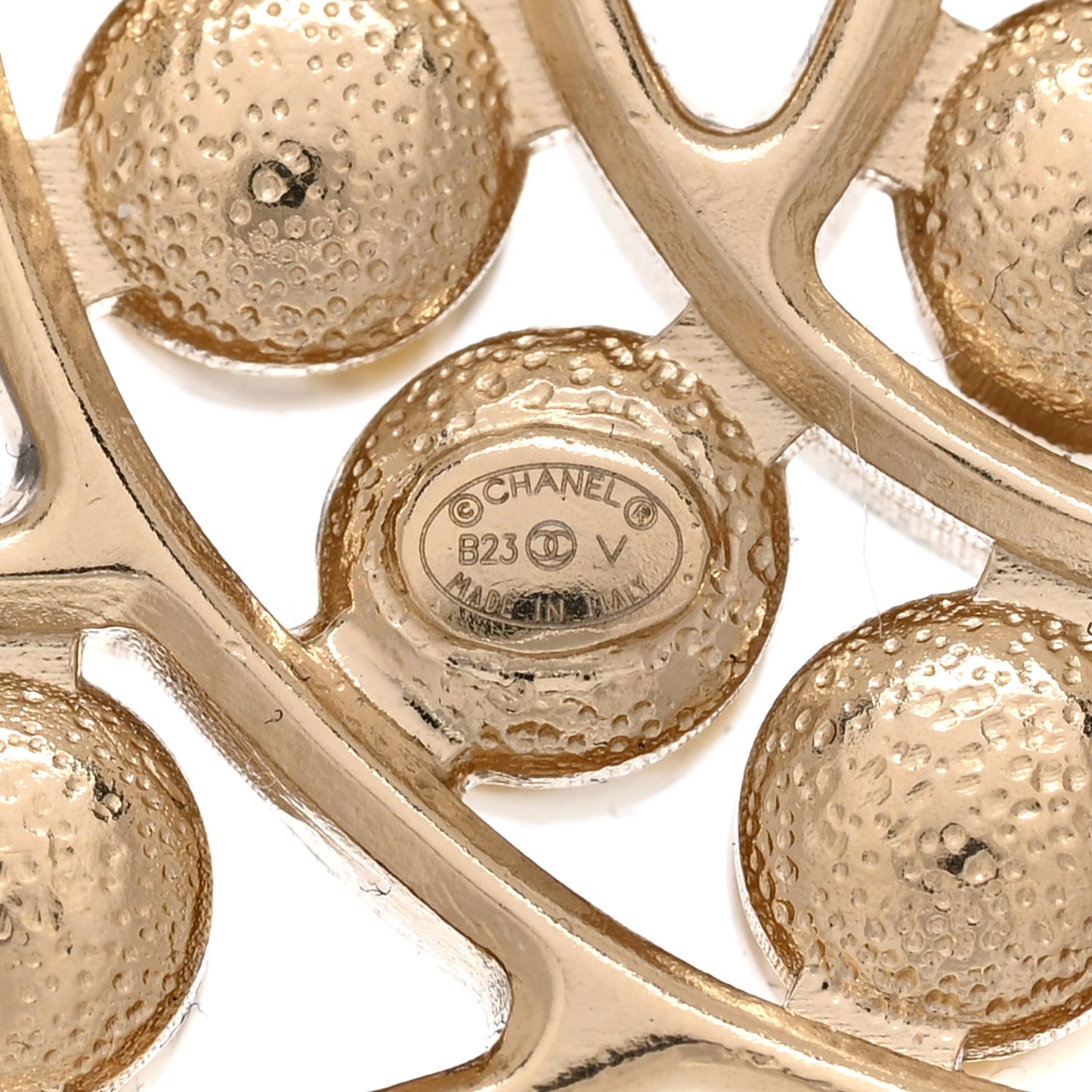 CC Pearl Brooch Pin Gold