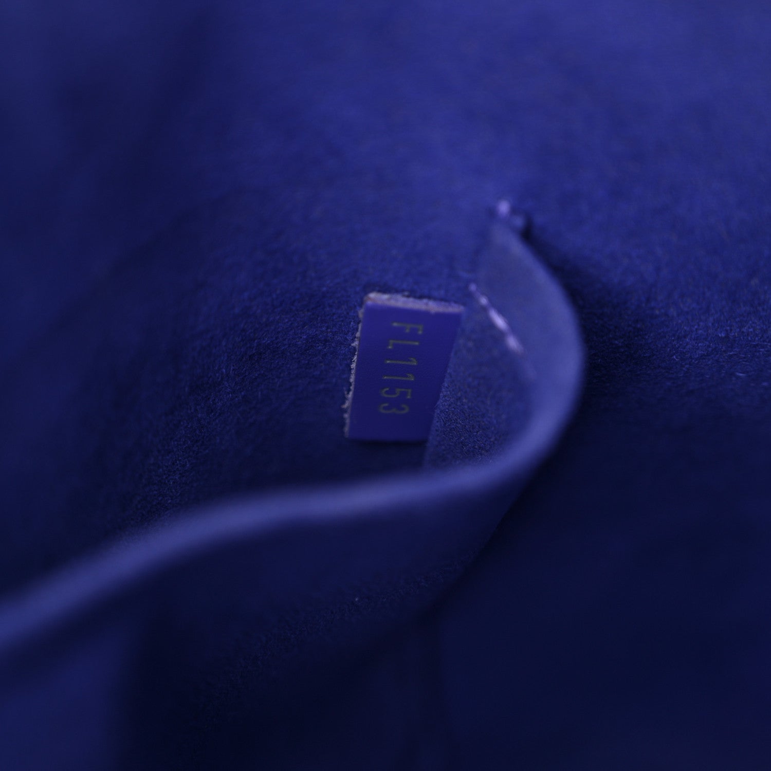 Louis Vuitton Epi Alma PM Figue 6 of 15