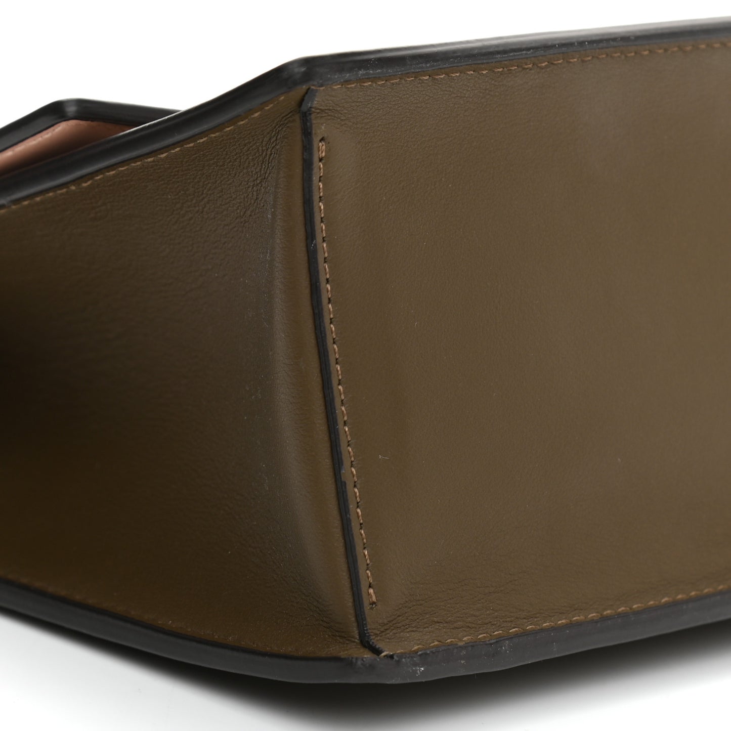 Vitello Grace Matte Small Kan U Shoulder Bag Wood