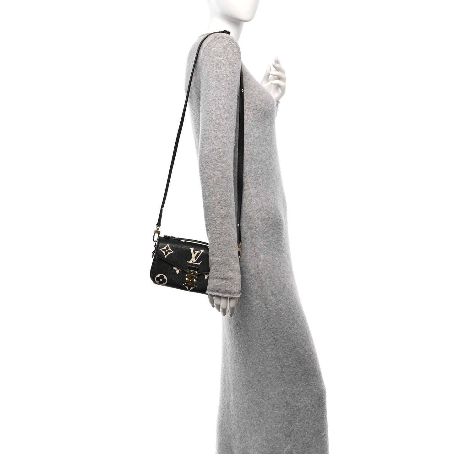 Empreinte Monogram Giant Pochette Metis East West Black Beige