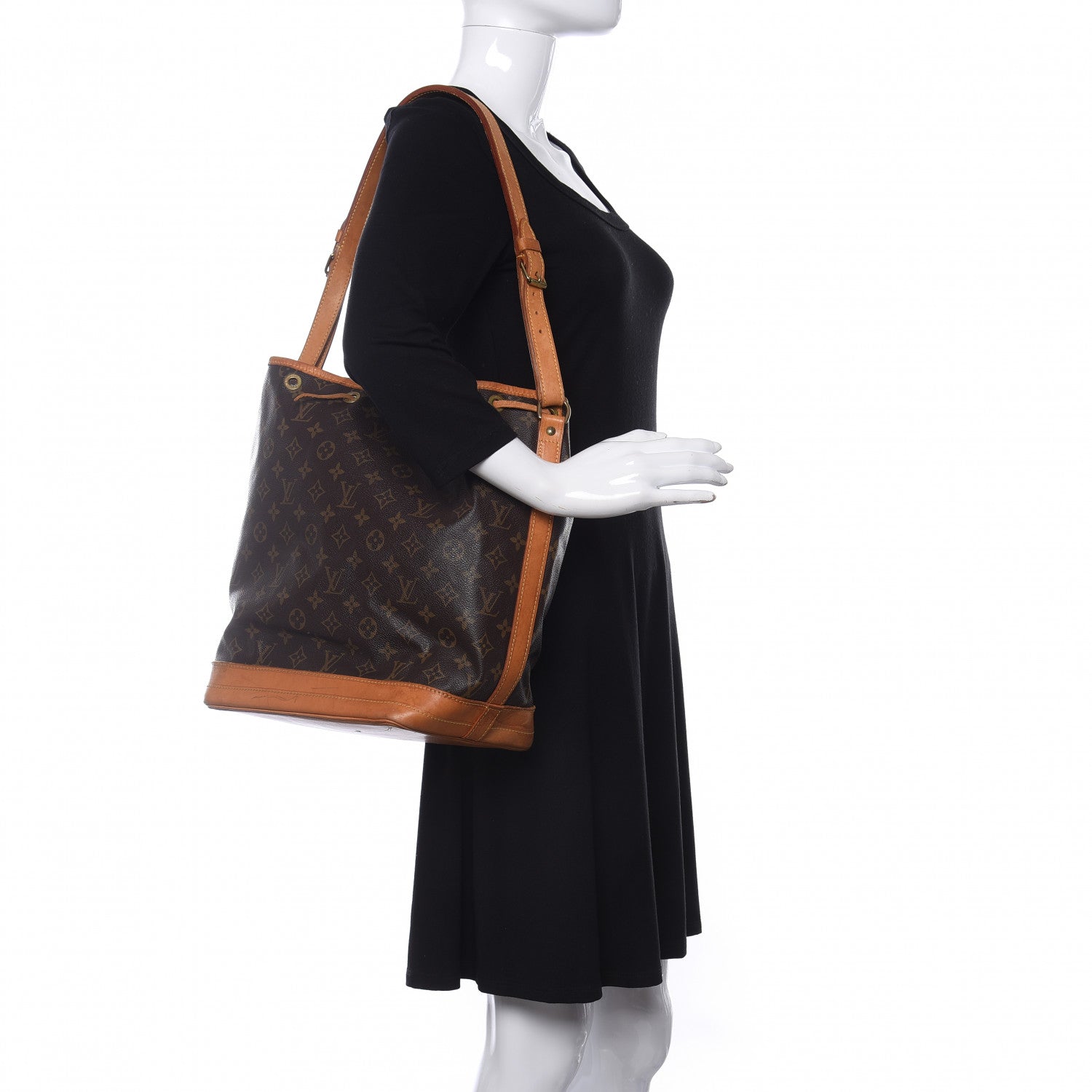 Louis Vuitton Monogram Noe 2 of 14