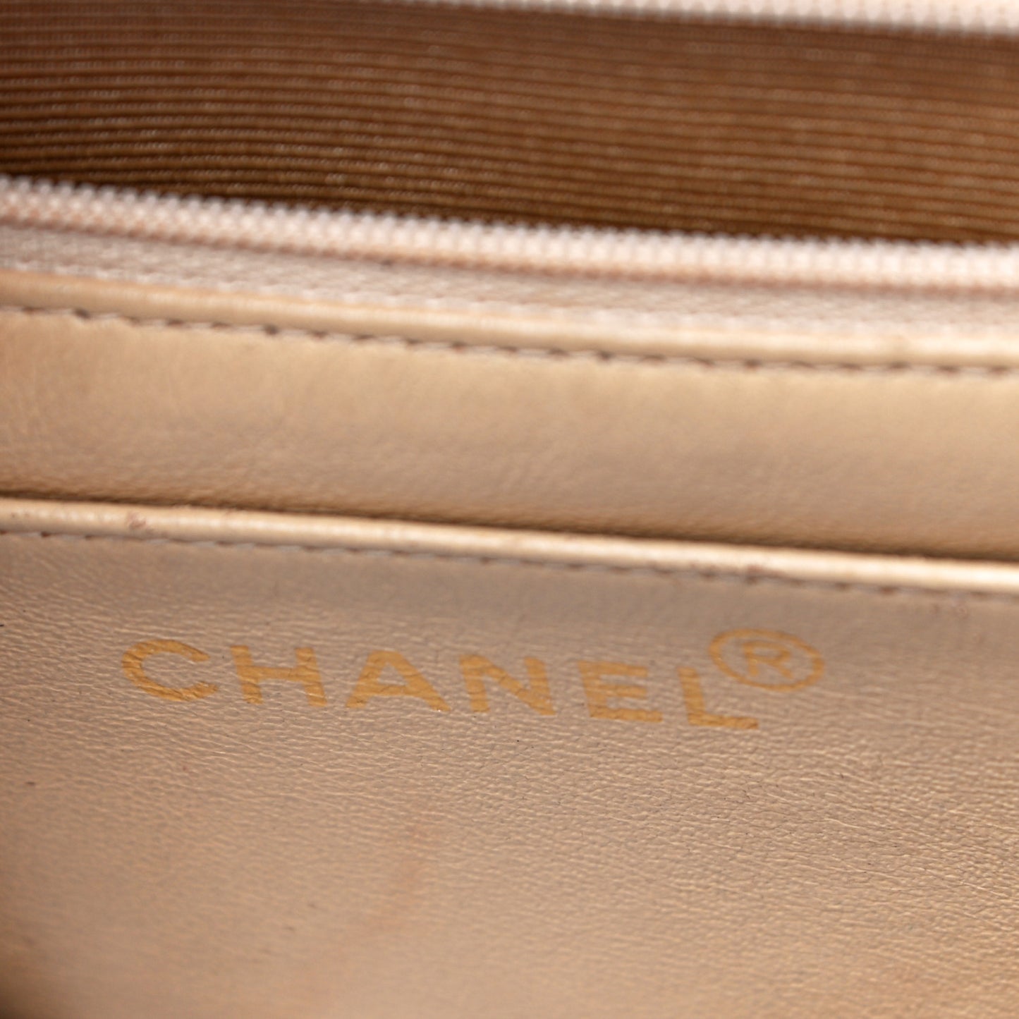 Caviar Quilted Jumbo Single Flap Beige