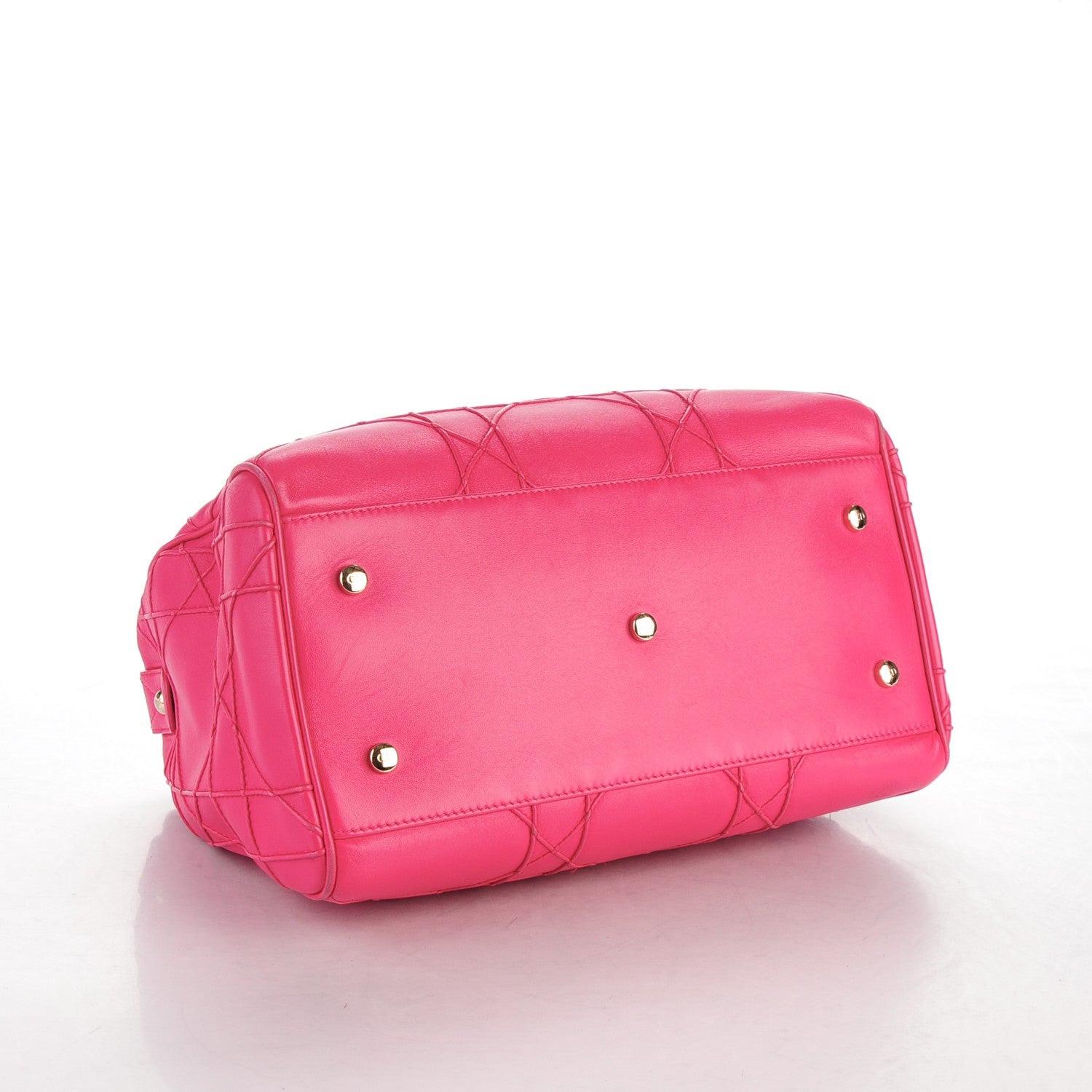 Louis Vuitton Monogram Sarah Wallet 15 of 25