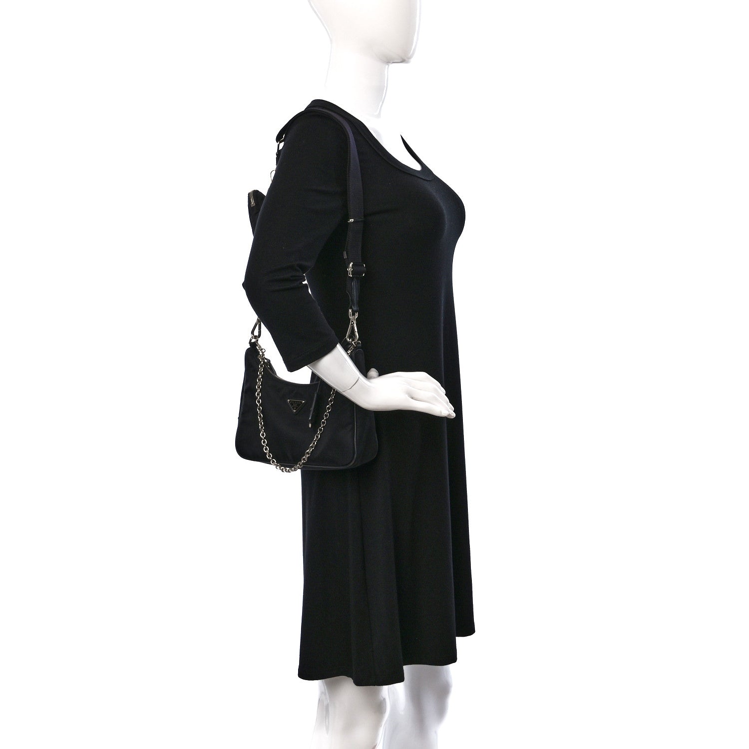 Prada Nylon Re-Edition 2005 Shoulder Bag Black 2 of 12
